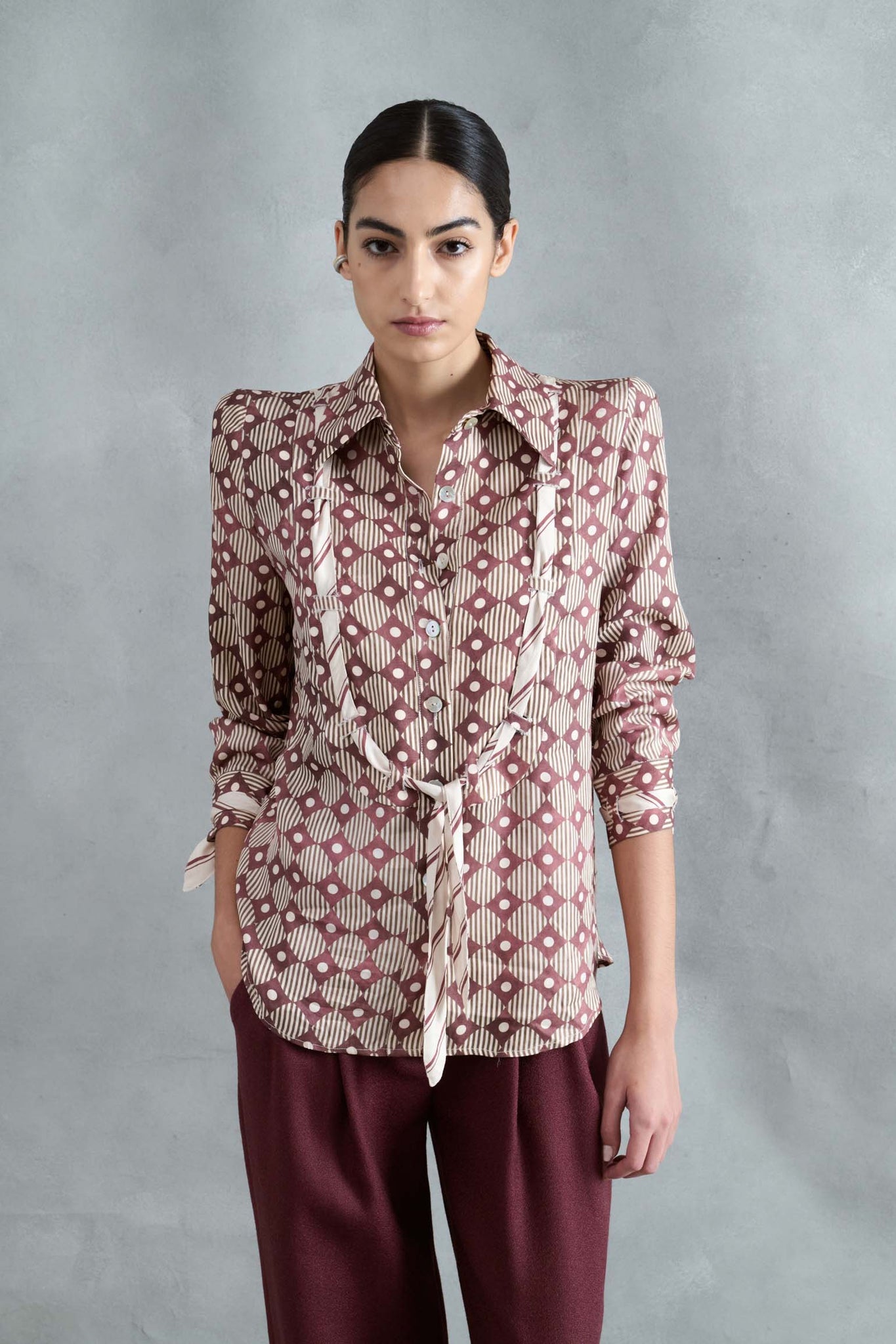 BLUSA CEDRO ROMBOS EMPOLVADOS