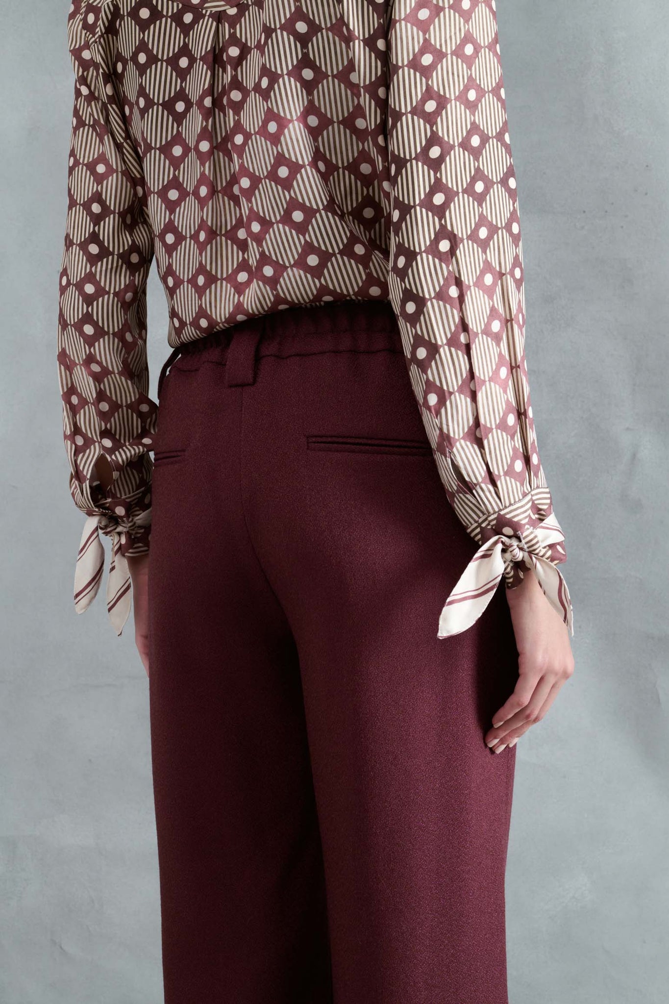 PANTALÓN BACHE GUINDA