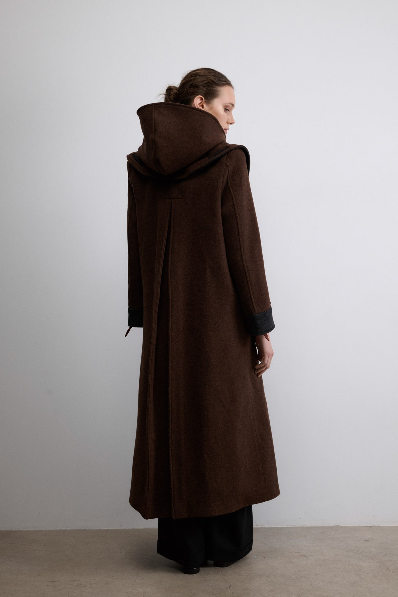 ABRIGO MOSCÚ MARRÓN