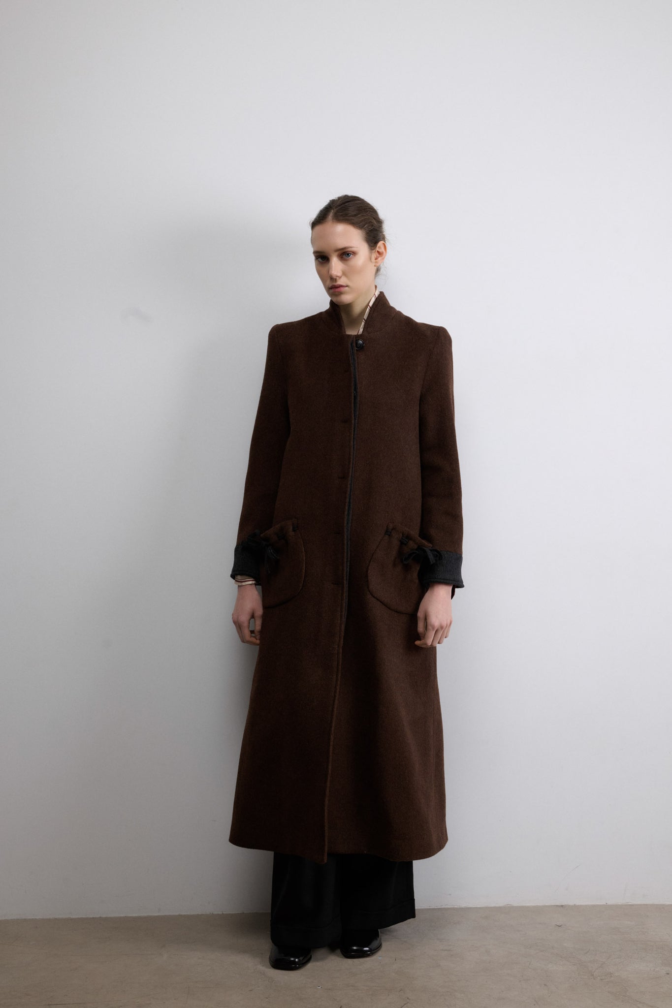 ABRIGO MOSCÚ MARRÓN