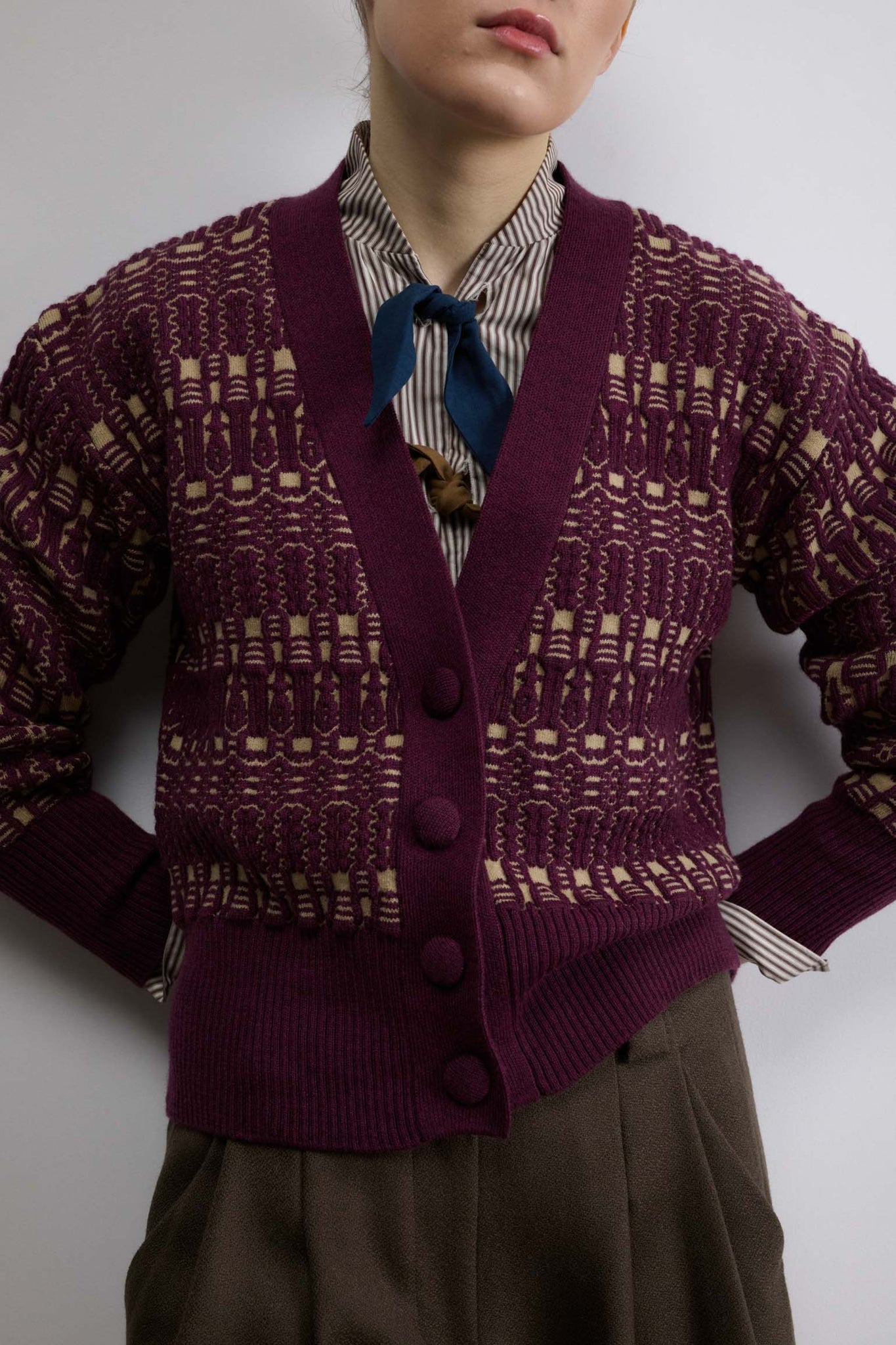 CHAQUETA ZAGA	GRANATE Y BEIGE