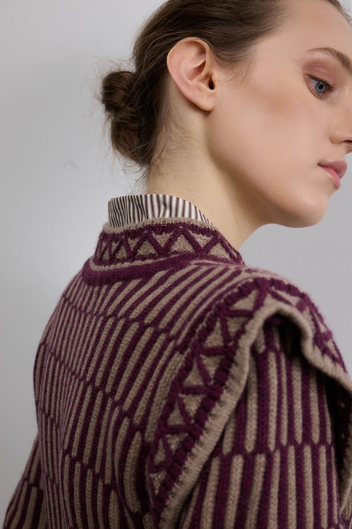 JERSEY LUPO BERENJENA