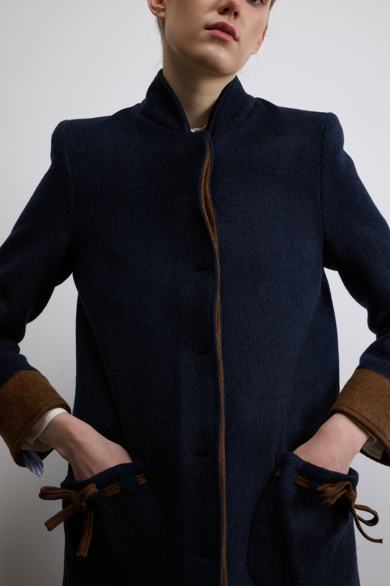 ABRIGO MOSCÚ AZUL MARINO