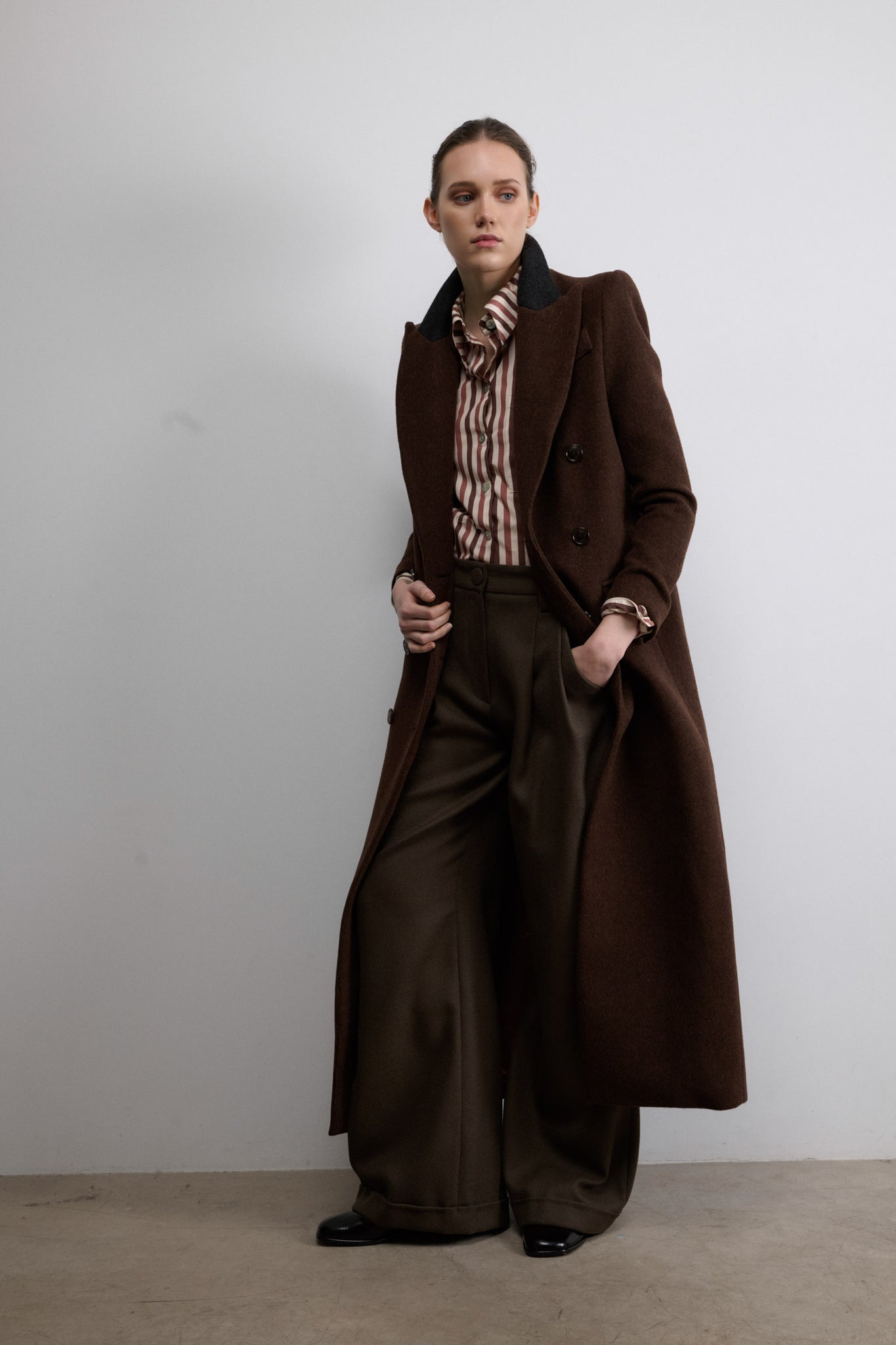 ABRIGO ESTONIA MARRÓN