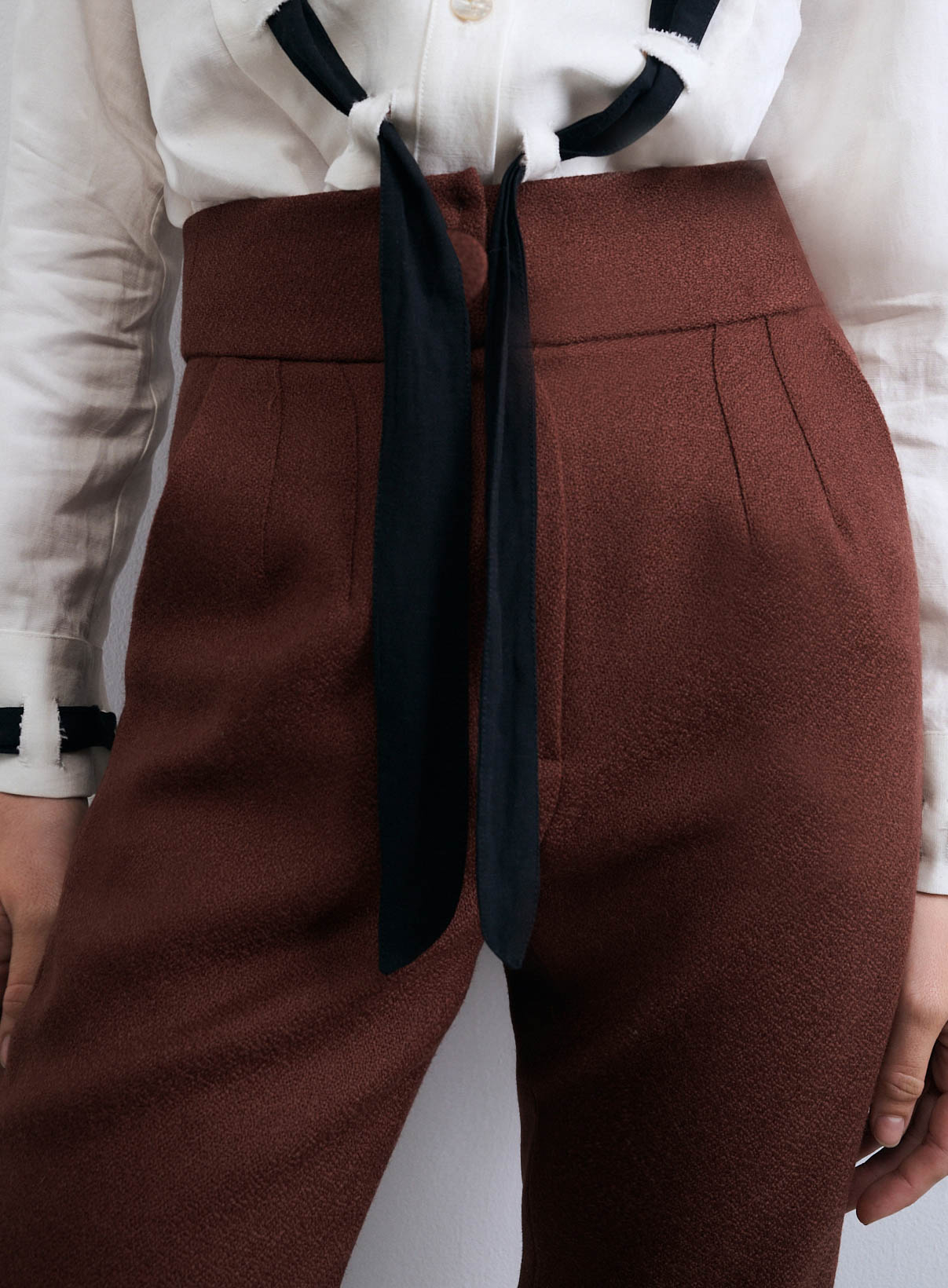 PANTALÓN ARROYO ARCILLA