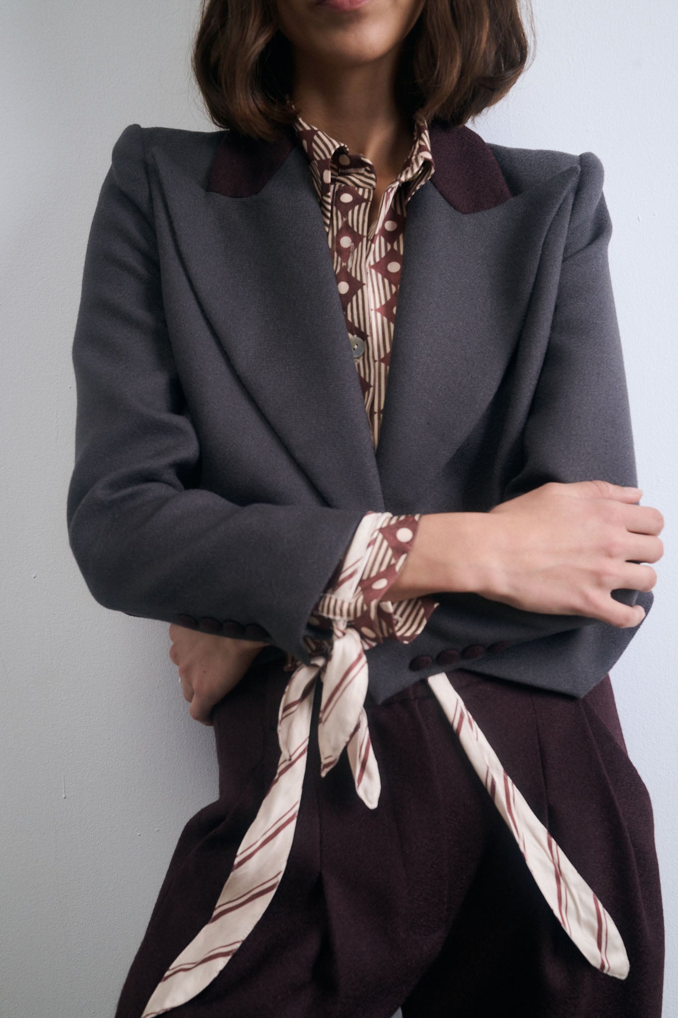 CHAQUETA TORERA NUBE PIEDRA