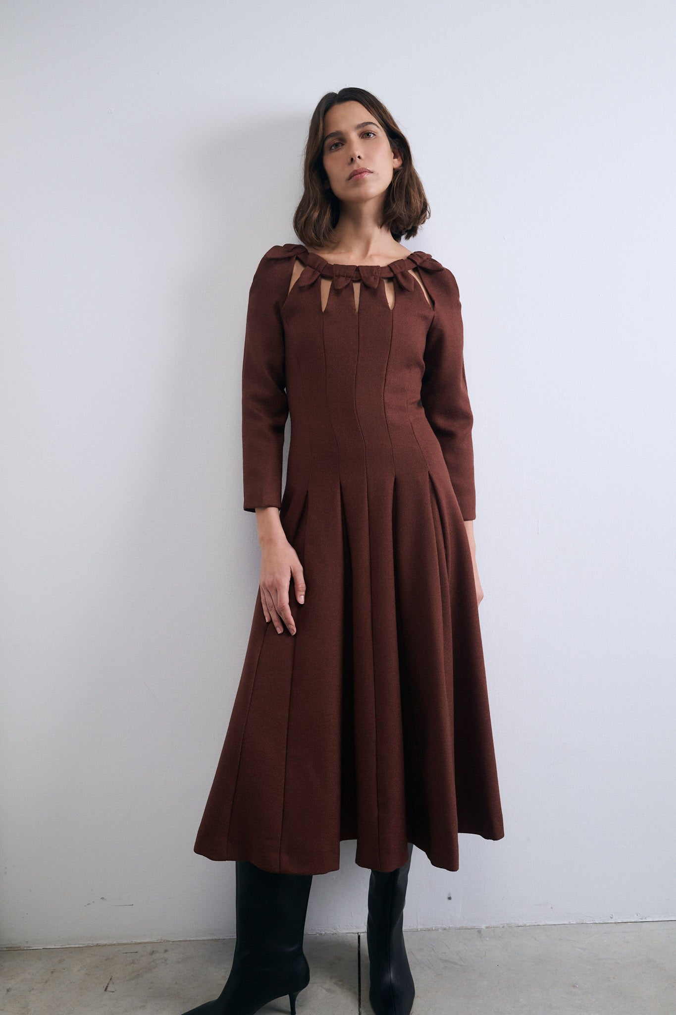 VESTIDO HOJA ARCILLA