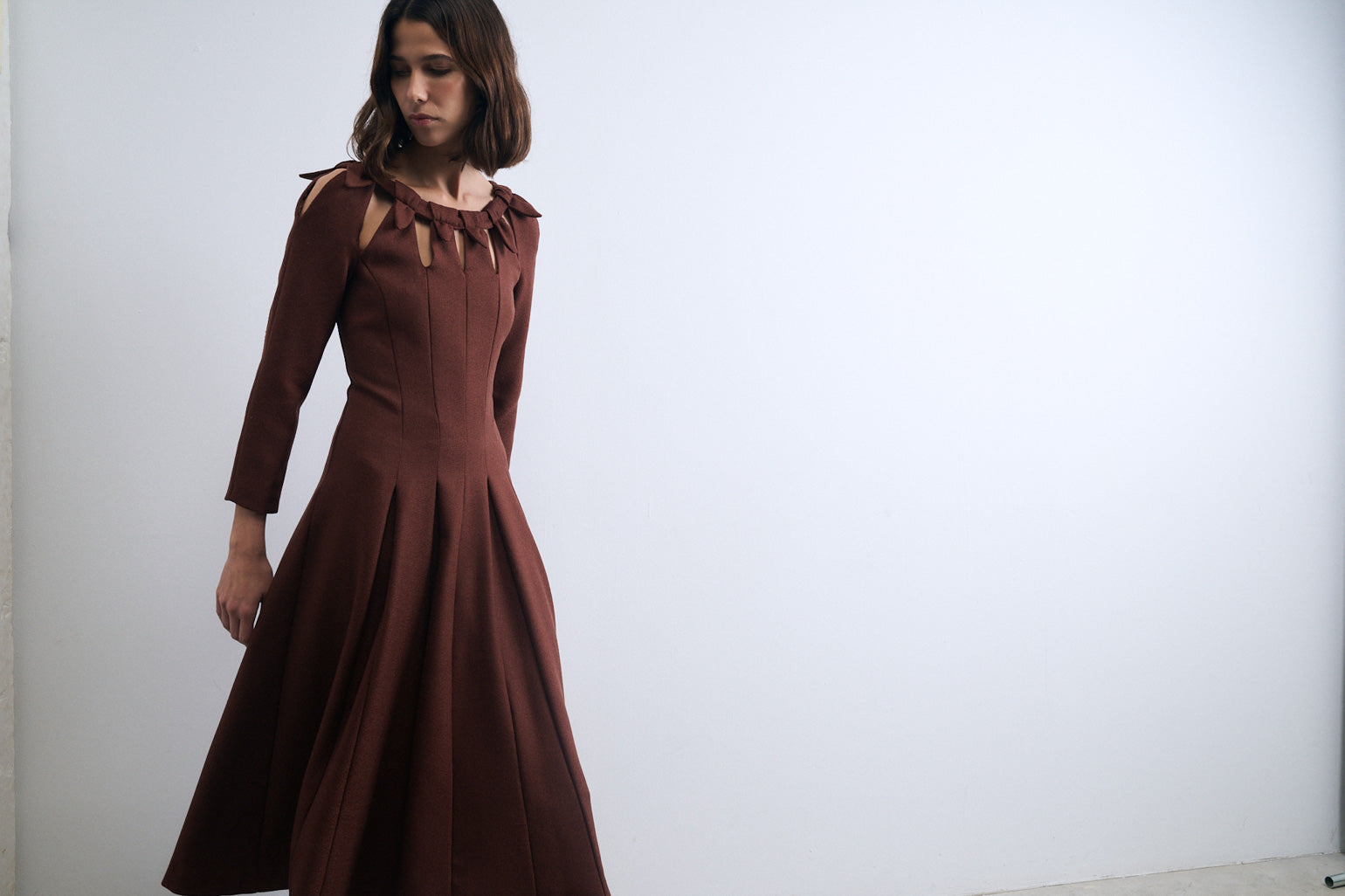 VESTIDO HOJA ARCILLA