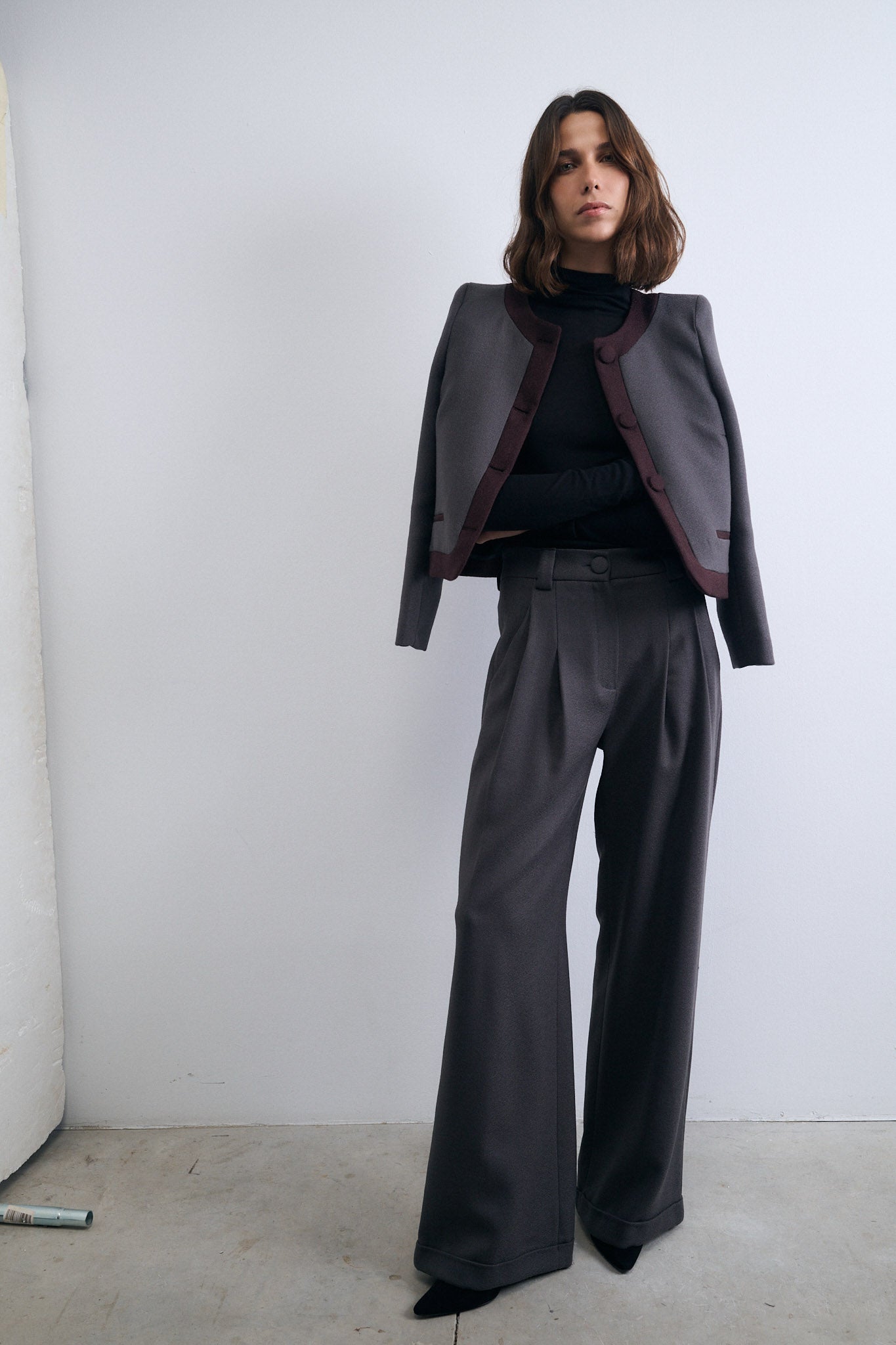 CHAQUETA SESGO PIEDRA