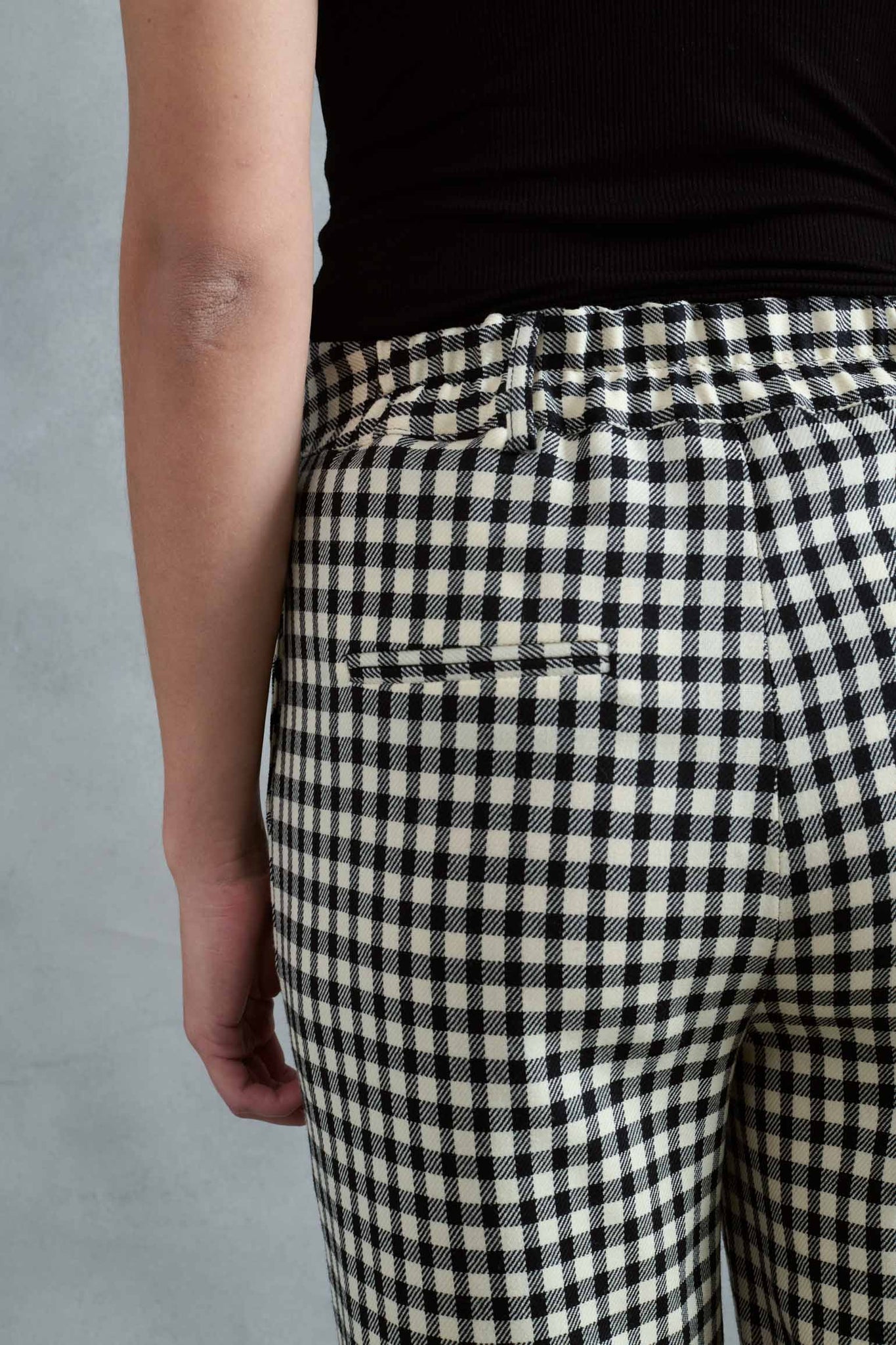 PANTALÓN AIRE VICHY NEGRO