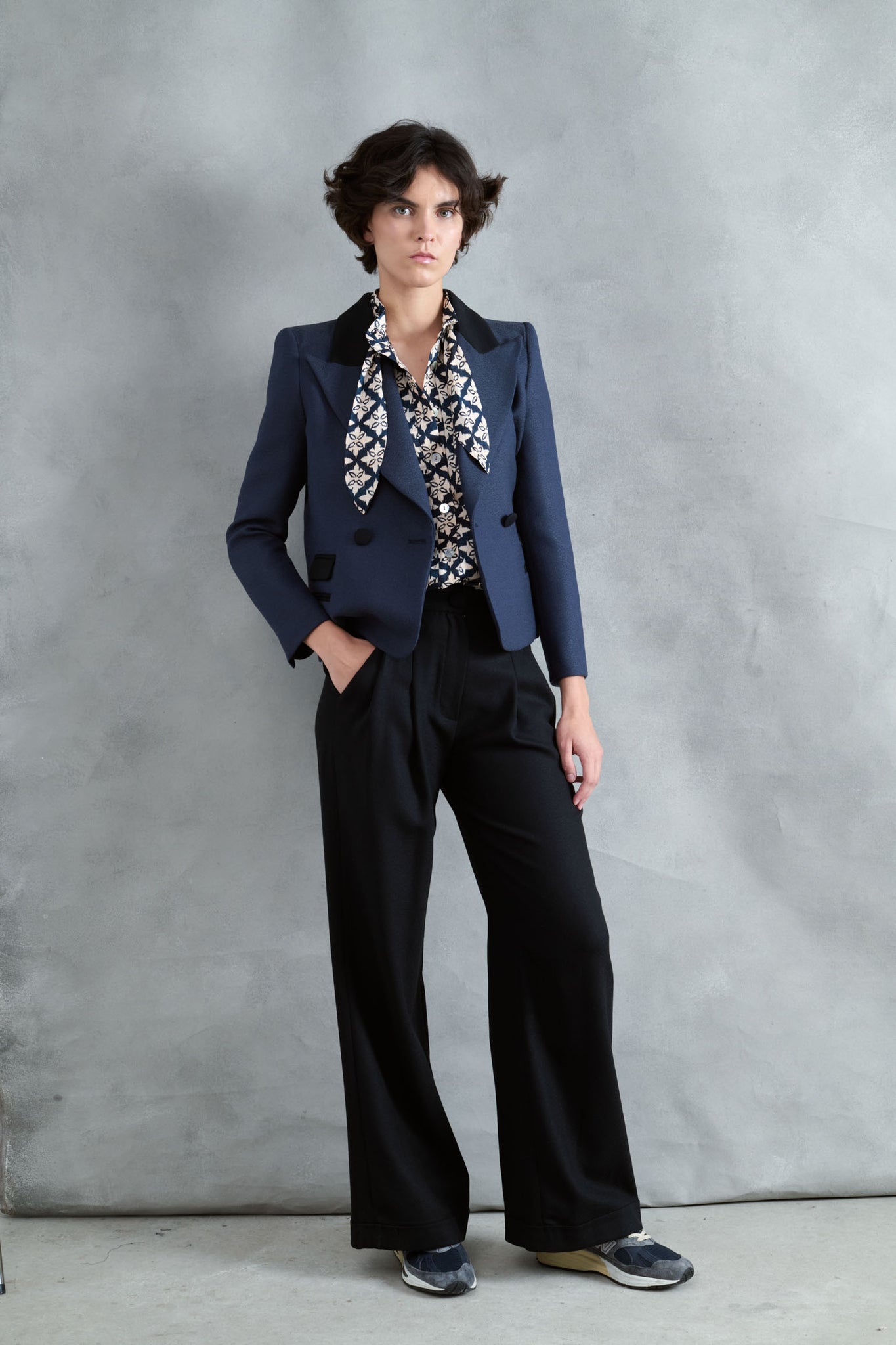 BLUSA LOMA DESTELLOS AZULES