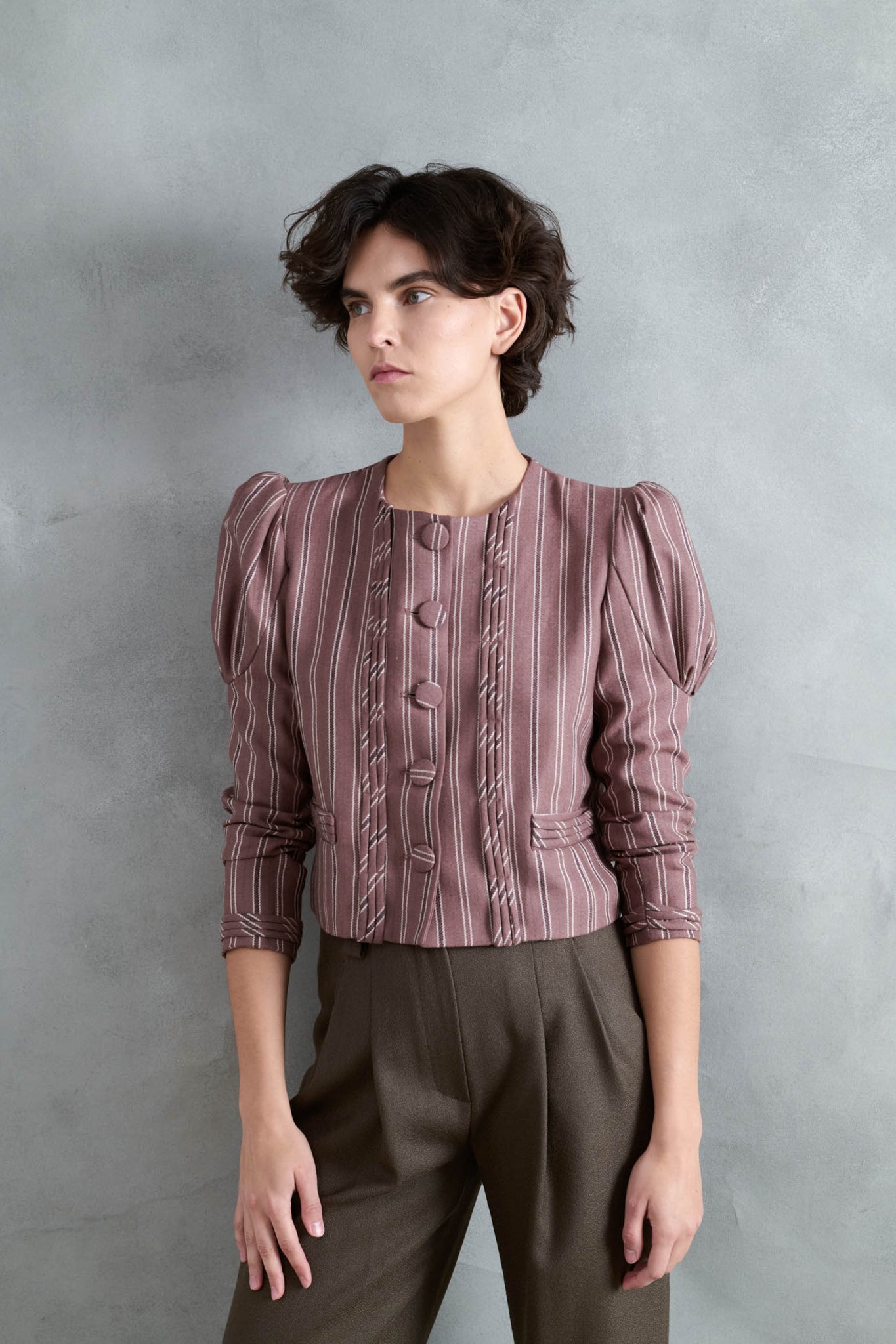 CHAQUETA FUEGO RAYAS GRUESAS ROSA EMPOLVADO