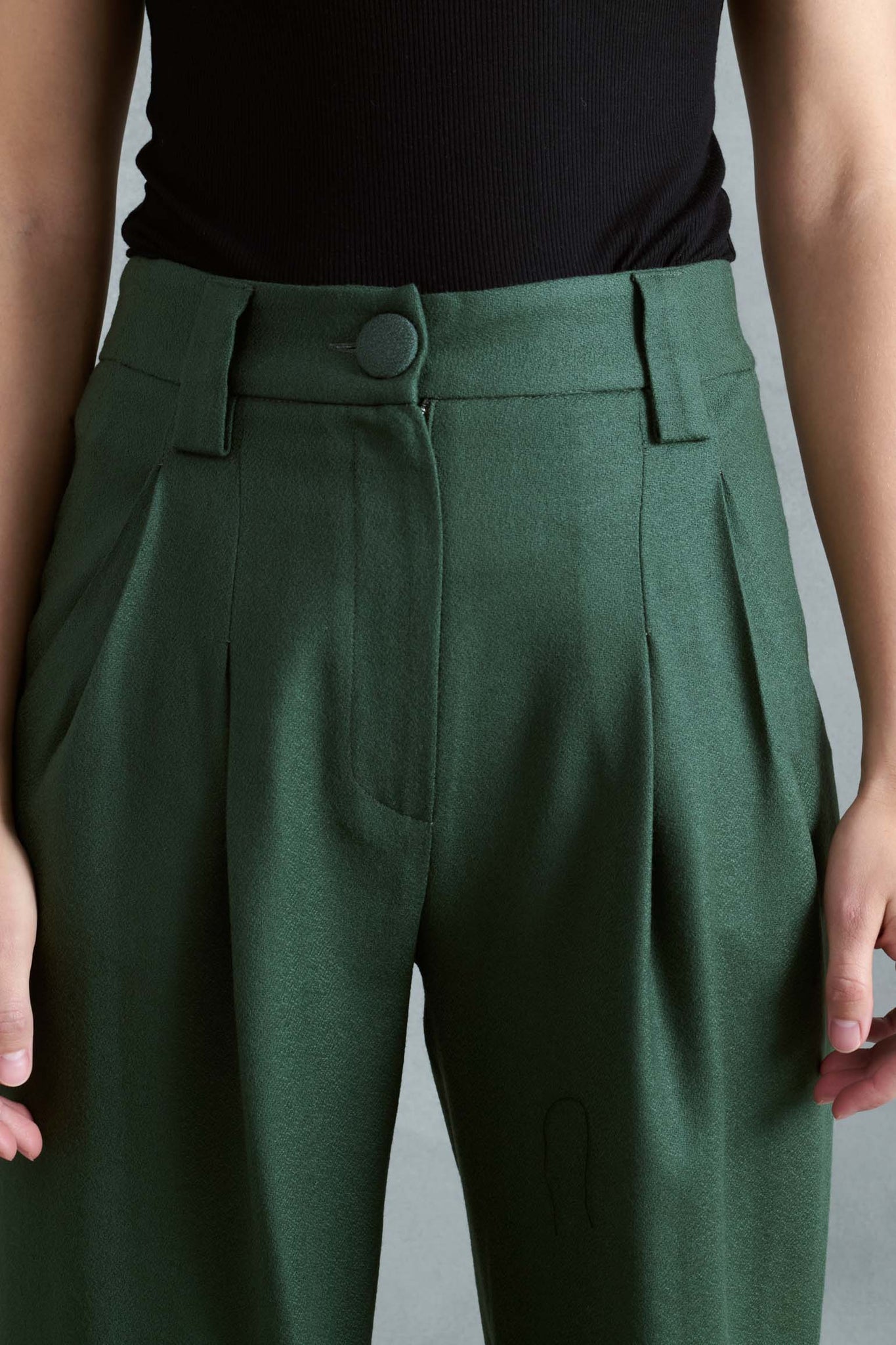 PANTALÓN BACHE VERDE