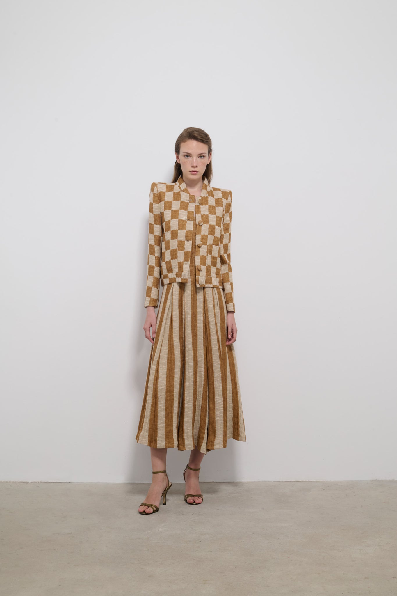 HAZELNUT PICTURED FEATHER BOMBER