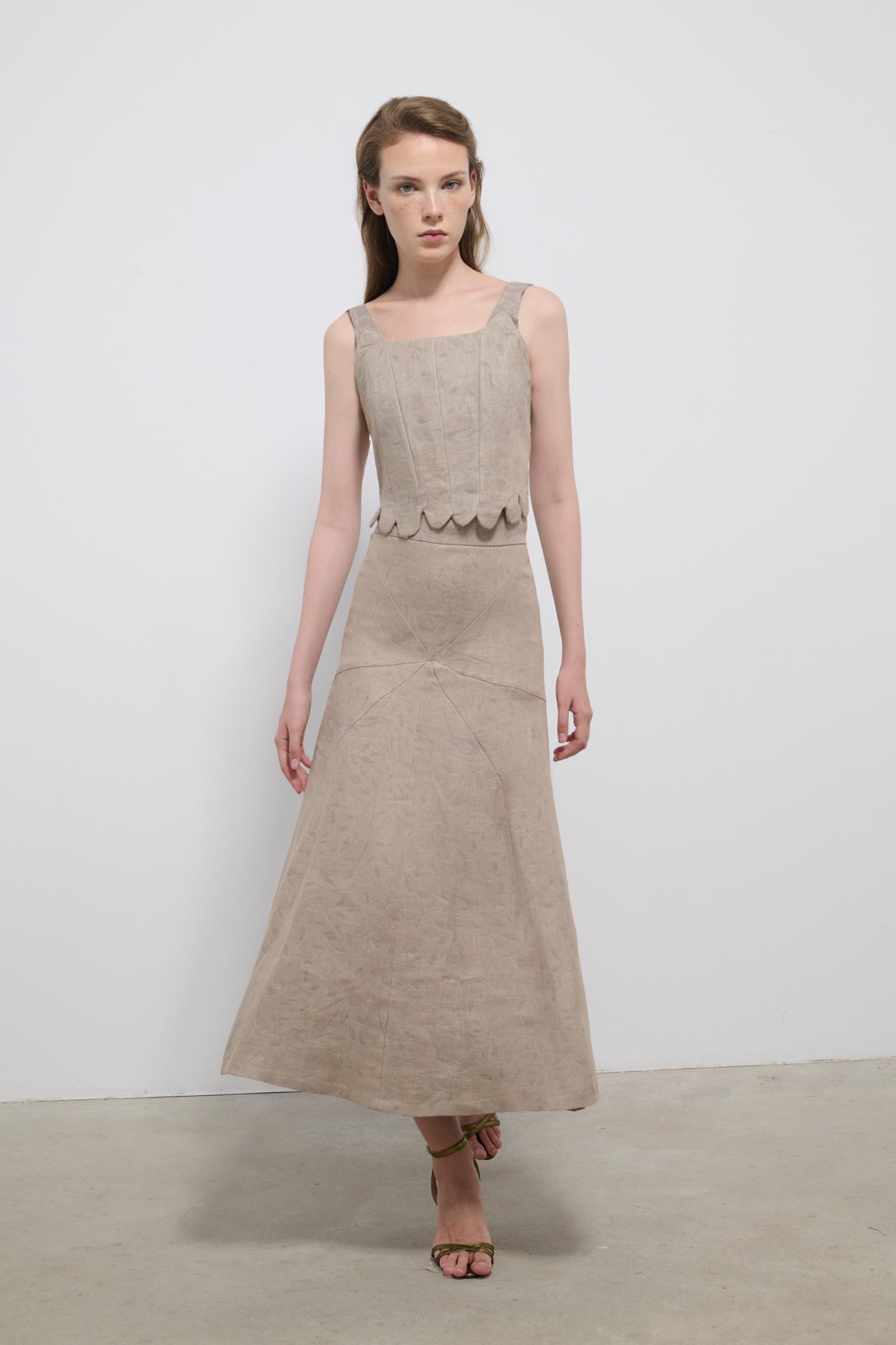 TOP TRAZO PÁJAROS GRISES