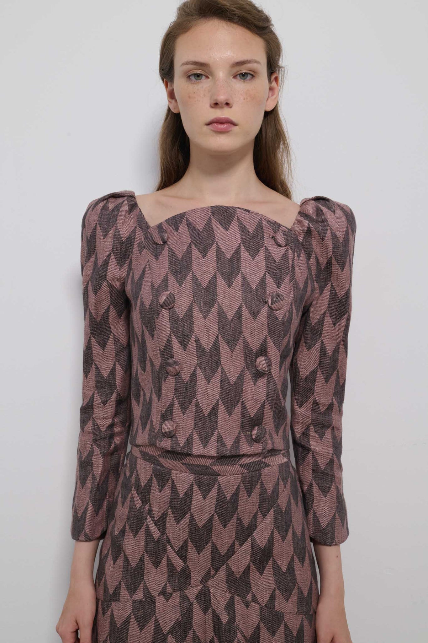 TOP LUZ FLECHAS ROSAS