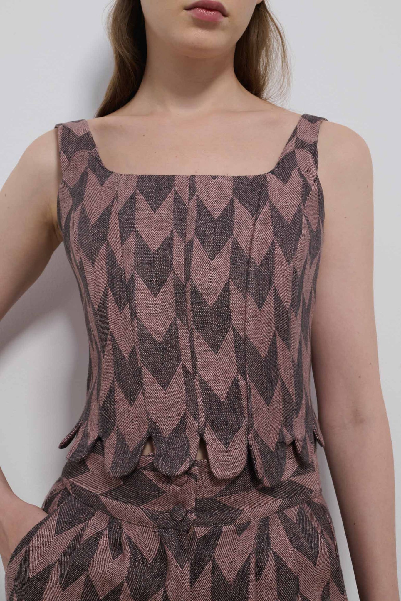 TOP TRAZO FLECHAS ROSAS