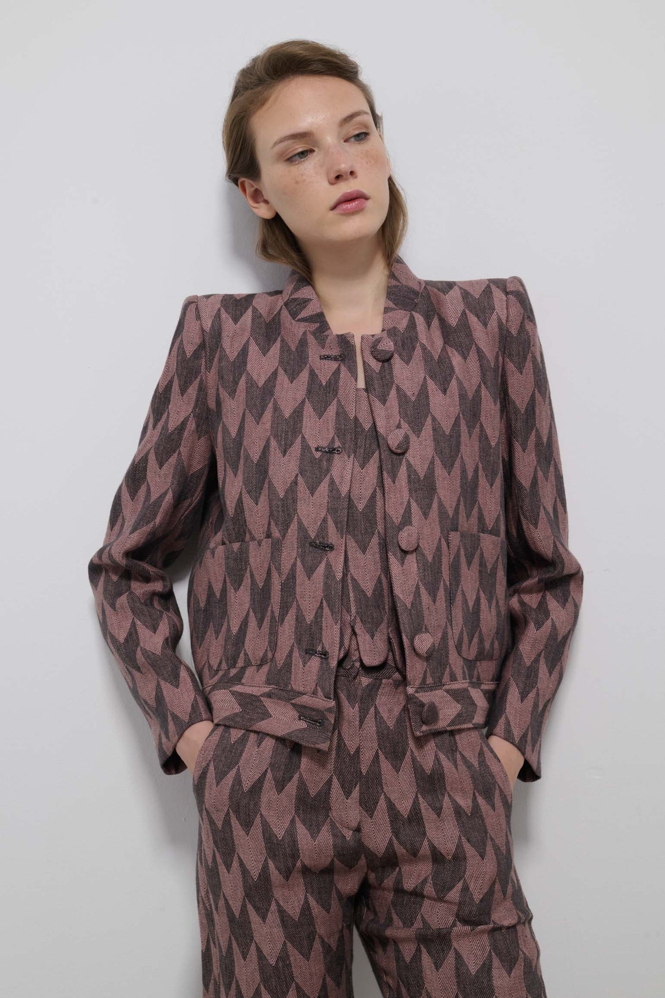 BOMBER PLUMA FLECHAS