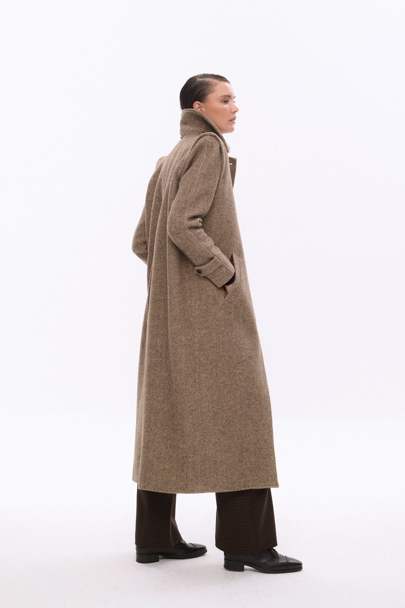 TÓRTOLA SPIGAH TOPO COAT