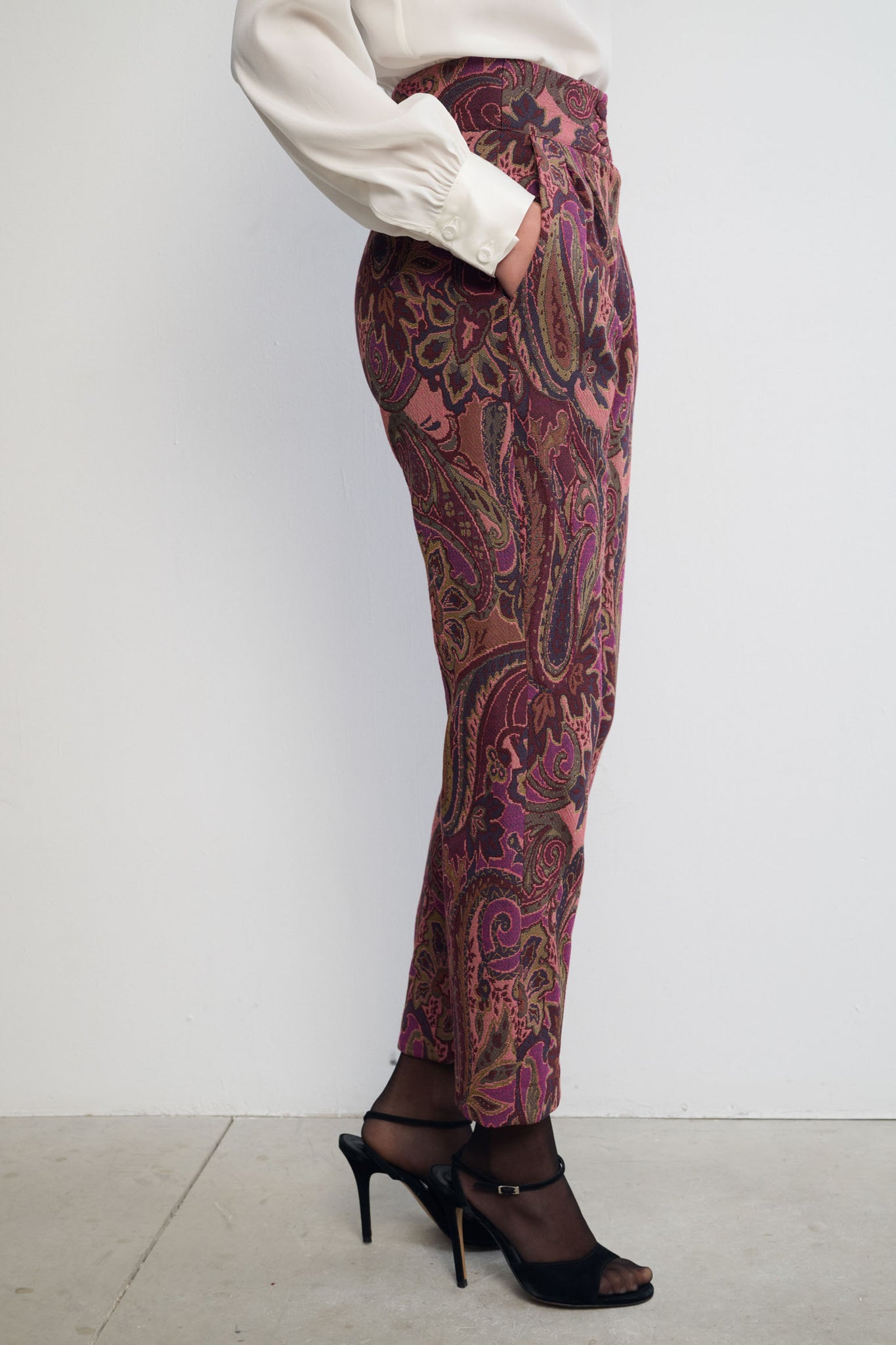 PANTALÓN TURÍN JACQUARD GRANATE