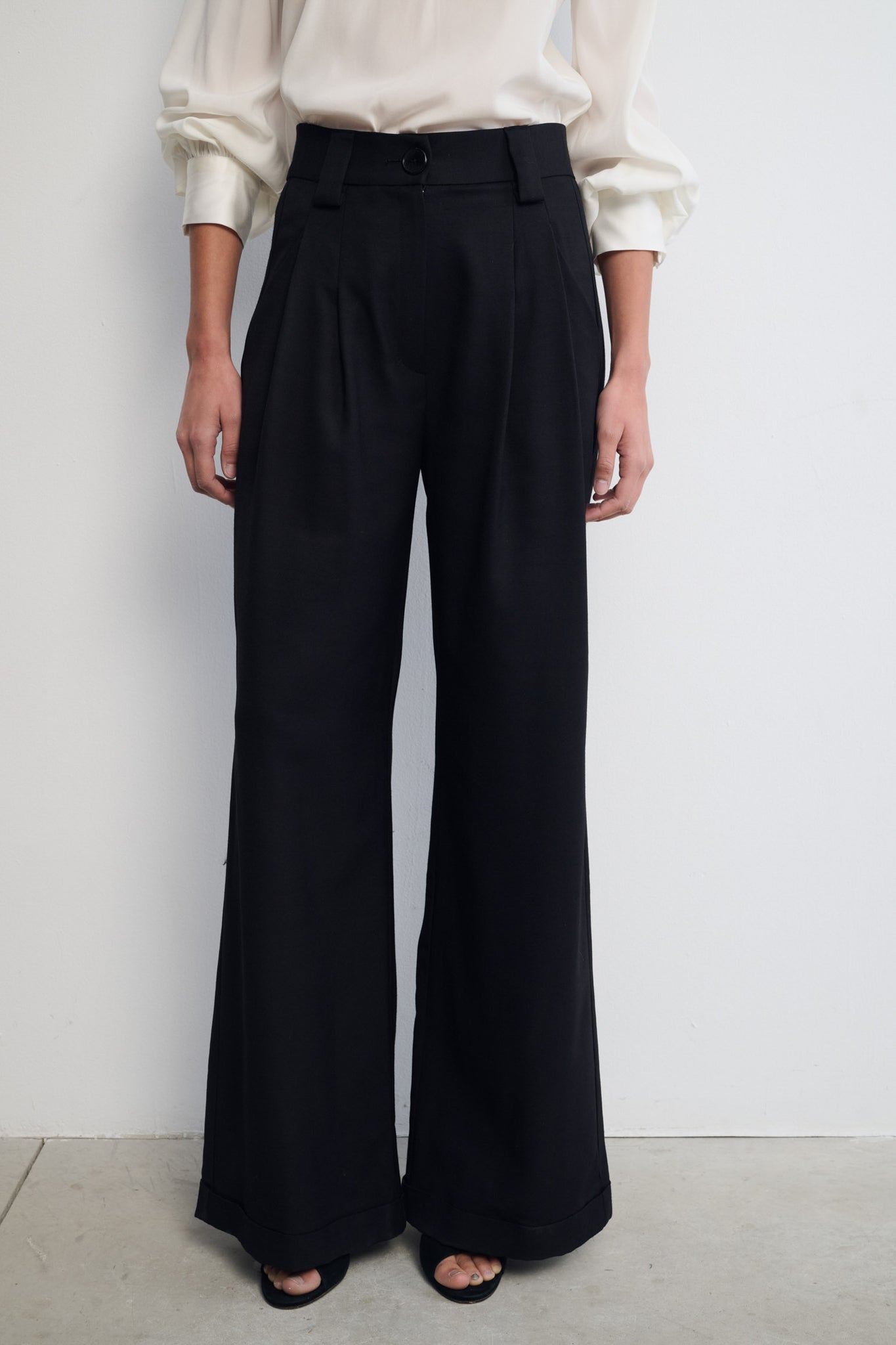 PANTALÓN BACHE CREPE NEGRO