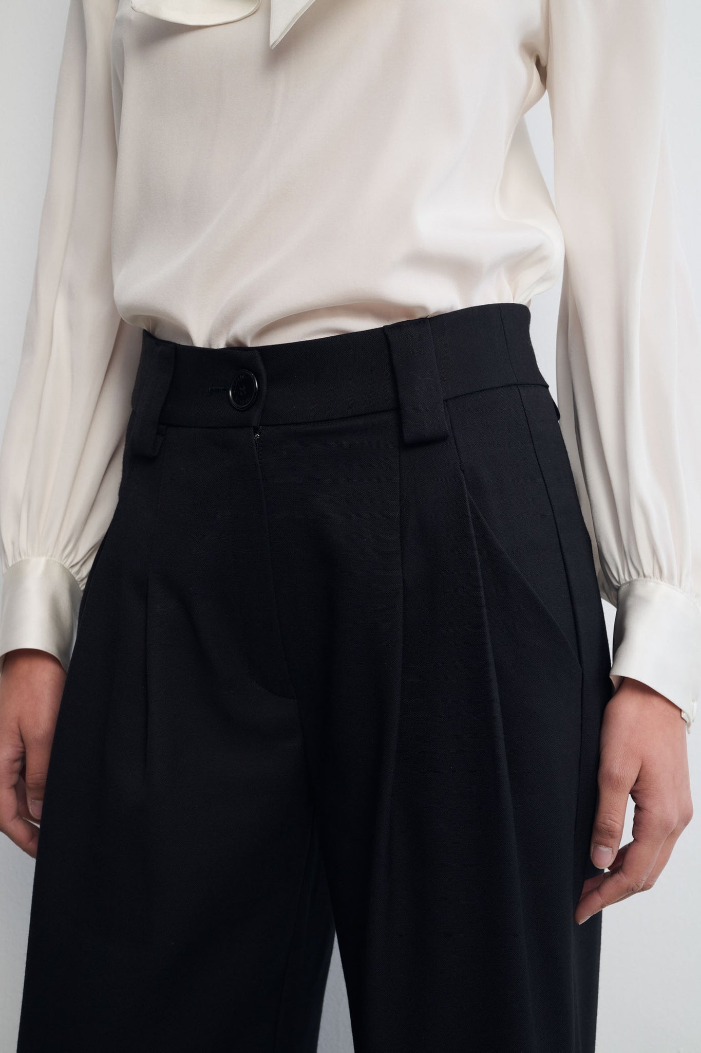 PANTALÓN BACHE CREPE NEGRO