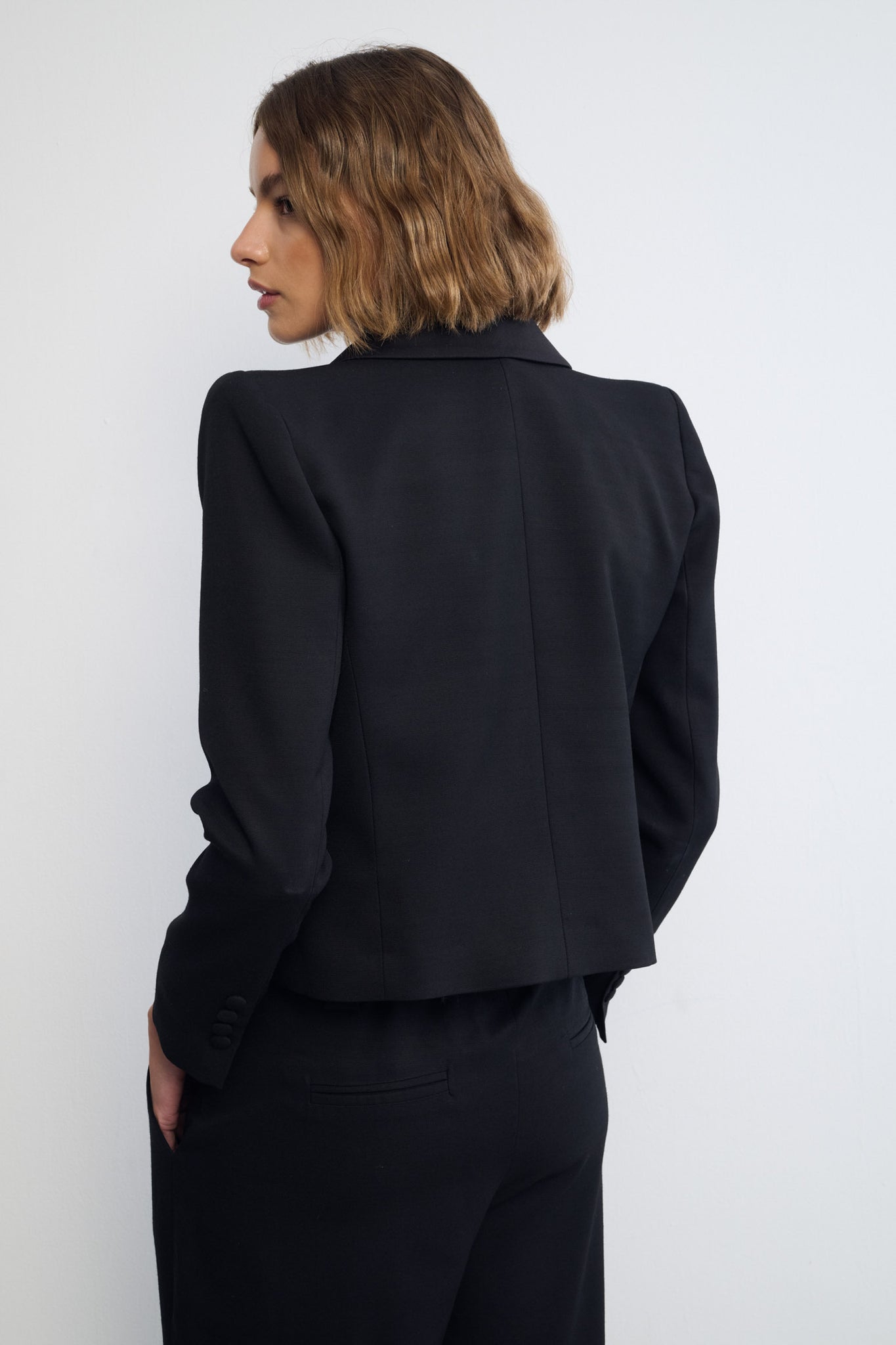 CHAQUETA TORERA CREPE NEGRO